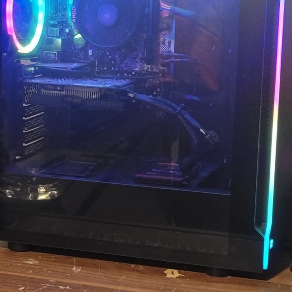 Skytech gaming pc - Picture 8 of 13